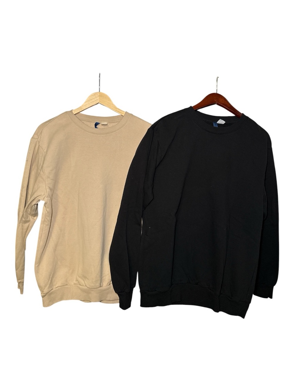 H&M DIVIDED Men's LOT OF 2 Crewneck Sweatshirt Medium Black and Beige